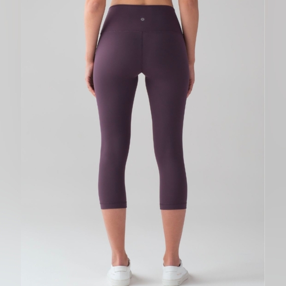 Lululemon Wunder Under Crop Dark purple Leggings Size 8 - Picture 2 of 10